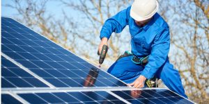 Installation Maintenance Panneaux Solaires Photovoltaïques à Tence